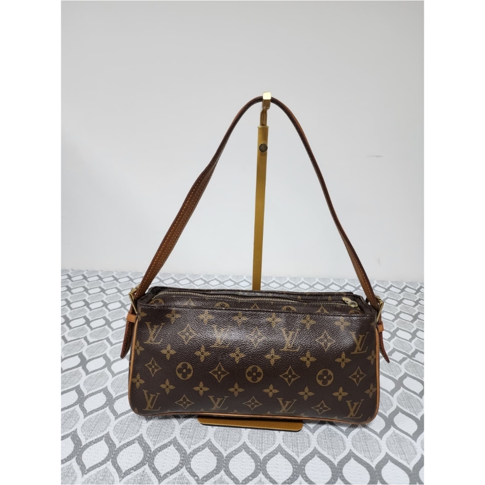 LOUIS VUITTON Monogram Viva-Cite MM Shoulder Bag Brown - Picture 3 of 15